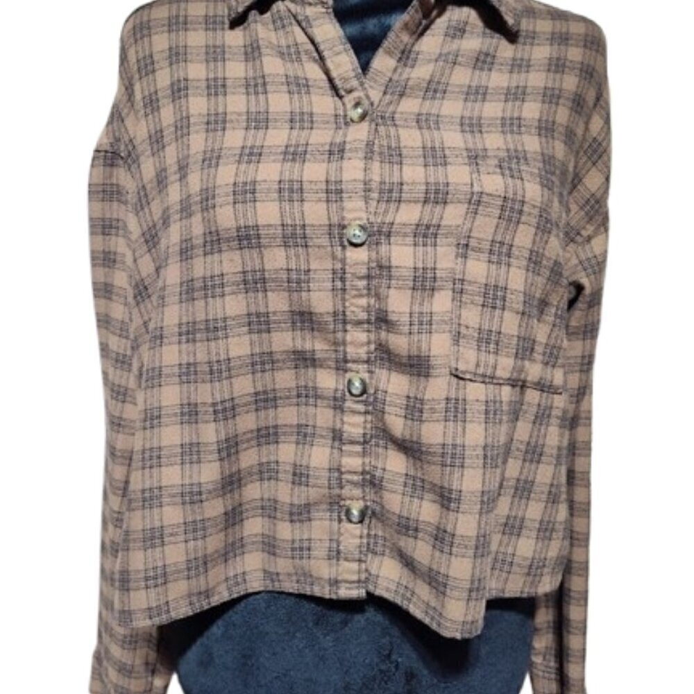 Abercrombie and Fitch Hollister Women's Long Sleeve Flannel Crop Top Size Medium - Picture 2 of 9